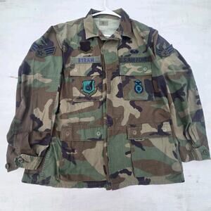 Vintage US Air Force Jacket Mens Medium Woodland Camo Combat Coat 90s
